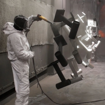 4 Ways In Which Powder Coating Services Aid The Automotive Sector